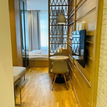 Zeus Design Compact City Aparmtent Wenen Buitenkant foto